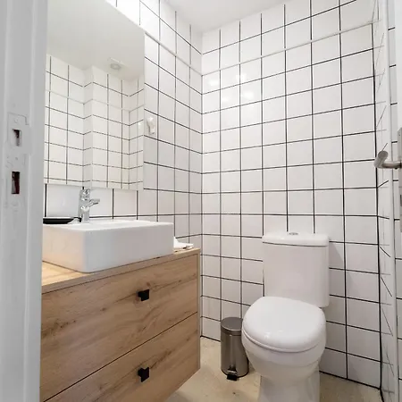 D. Pedro V - T3 Familiar No Centro Da -