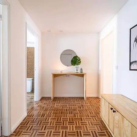 Appartement D. Pedro V - T3 Familiar No Centro Da -