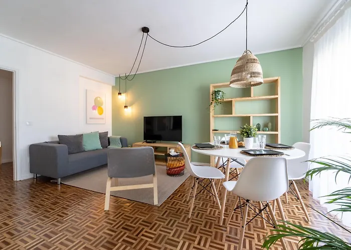 D. Pedro V - T3 Familiar No Centro Da - 아파트