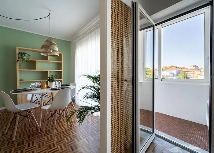 아파트 D. Pedro V - T3 Familiar No Centro Da -