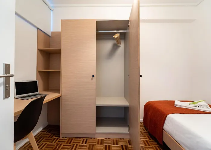 아파트 D. Pedro V - T3 Familiar No Centro Da -