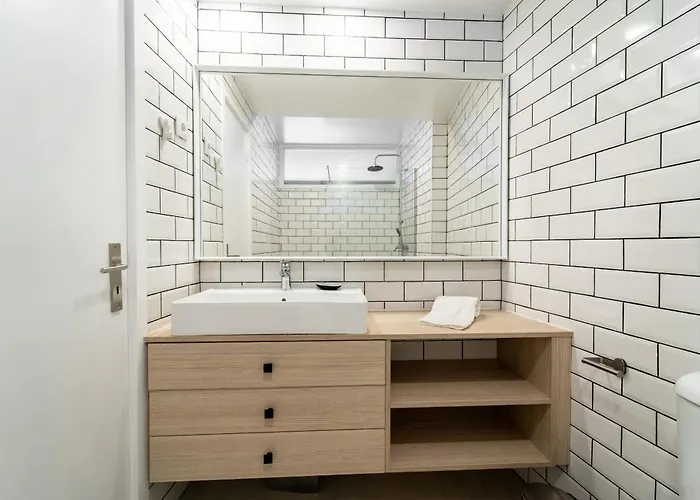 Lejlighed D. Pedro V - T3 Familiar No Centro Da - *