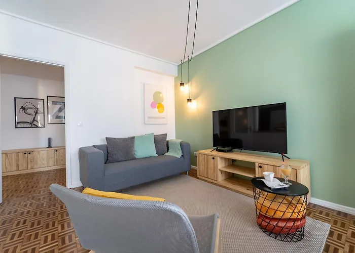 아파트 D. Pedro V - T3 Familiar No Centro Da -