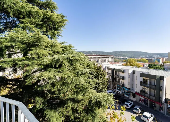 아파트 D. Pedro V - T3 Familiar No Centro Da - *